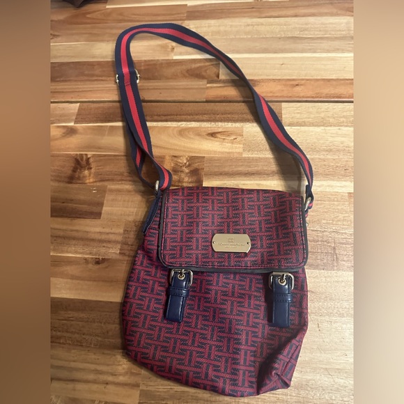 Tommy Hilfiger Crossbody Bag| Red| Navy Blue - Picture 4 of 9